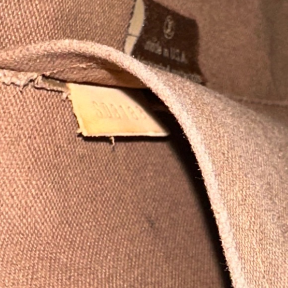 Authentic Louis Vuitton Monogram Alma satchel - Picture 12 of 13